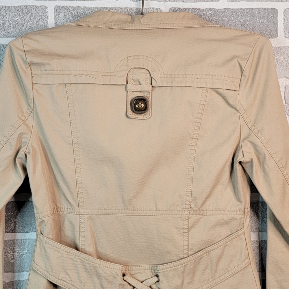 Form Fitting Mid Length Shorter Faux Double Brested Trench Coat Women's Unsized - Picture 9 of 14